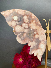 Load image into Gallery viewer, High Quality Beautiful Pink Flower Agate Crystal Butterfly Wings
