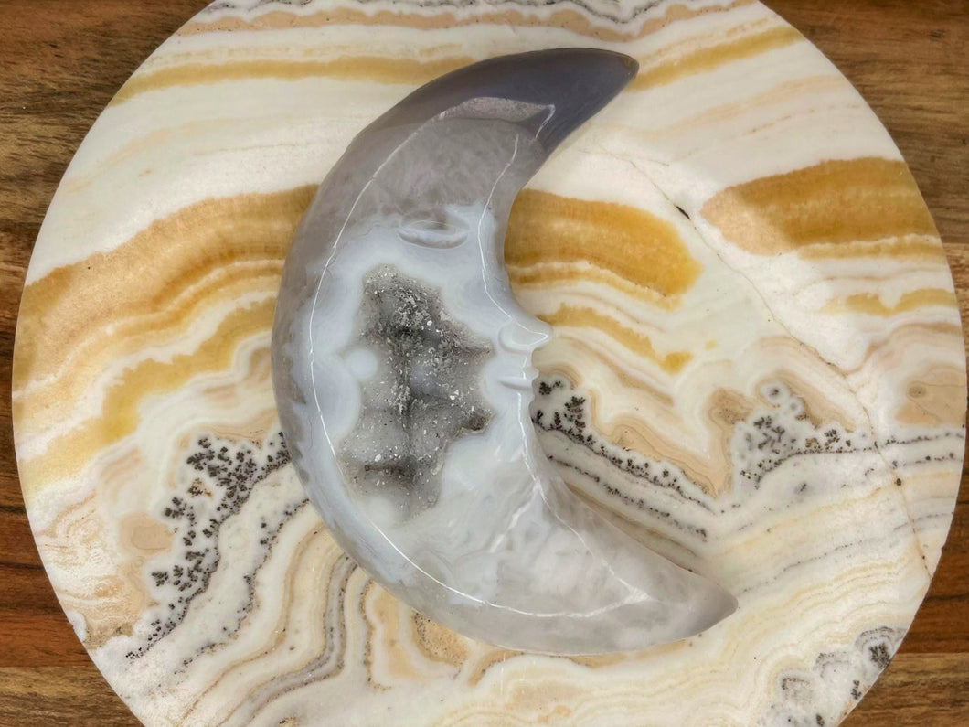Agate Crystal Crescent Moon Carving