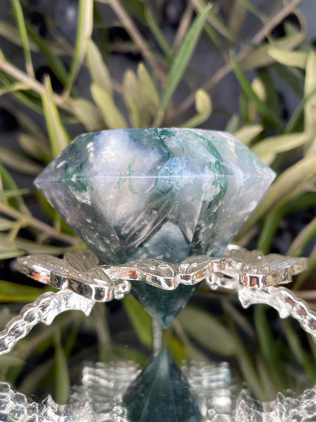 Moss Agate Crystal Carving Diamond Home Décor