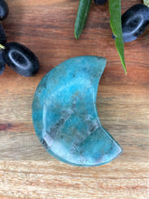 Load image into Gallery viewer, Blue Amazonite Crescent Moon Palm Stone
