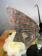 Load image into Gallery viewer, Plum Blossom Jasper Crystal Butterfly Wings Home Décor
