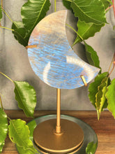 Load image into Gallery viewer, Moonstone Crystal Crescent Moon With Blue &amp; Sunstone Flashes
