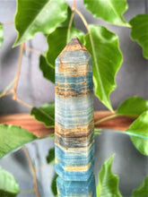 Load image into Gallery viewer, Beautiful Blue Onyx Crystal Tower Point
