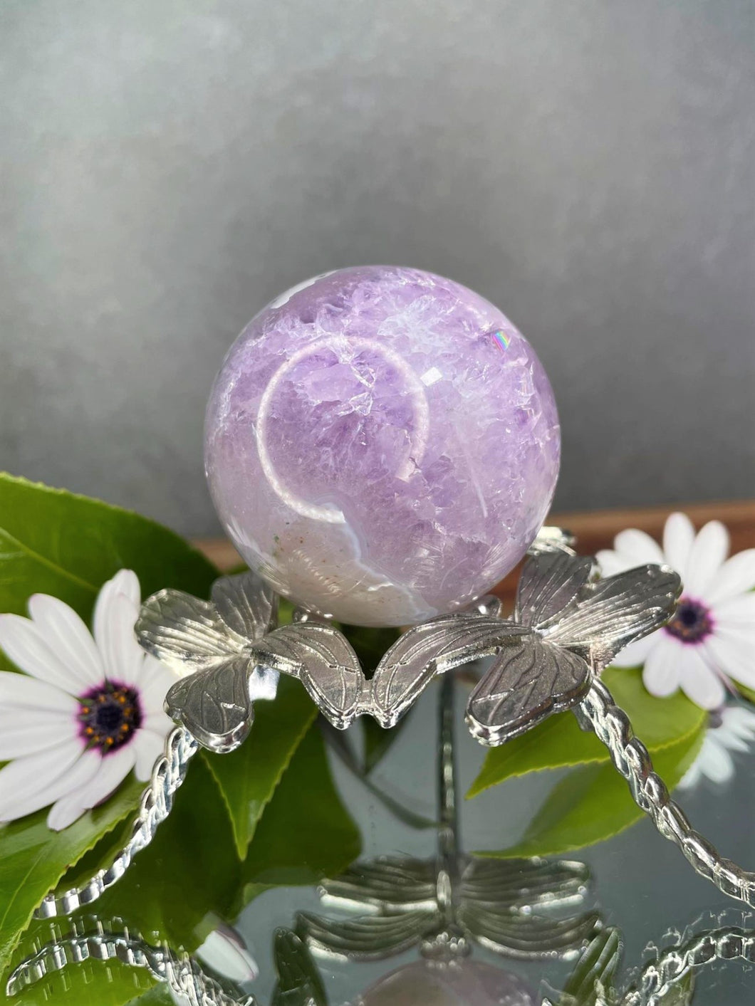 Stunning Amethyst Agate Quartz Crystal Sphere