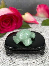 Load image into Gallery viewer, Green Aventurine Crystal Crab Carving
