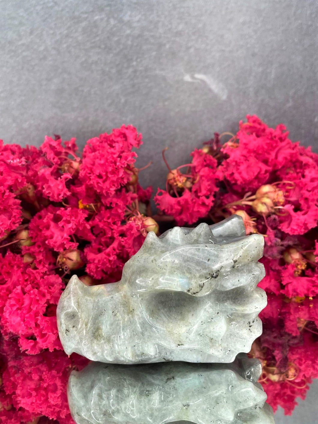 Natural Labradorite Crystal Dragon Head Stone Carving