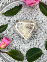 Load image into Gallery viewer, Beautiful Moonstone Crystal Love Heart Carving
