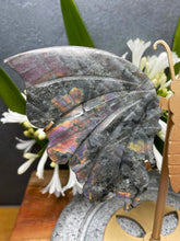 Load image into Gallery viewer, Beautiful Labradorite Crystal Butterfly Wings With Flash
