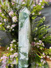 Load image into Gallery viewer, Magnificent Green Moss Agate Crystal Tower Point

