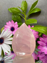 Load image into Gallery viewer, Natural Rose Quartz Crystal Flame
