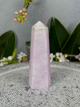 Load image into Gallery viewer, Relaxing Kunzite Crystal Tower Point

