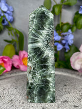 Load image into Gallery viewer, Renewal High Quality Seraphinite Crystal Tower Point
