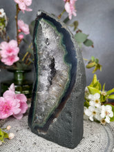Load image into Gallery viewer, Agate Cathedral Cave With Quartz Druzy
