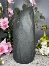 Load image into Gallery viewer, Agate Cathedral Cave With Quartz Druzy
