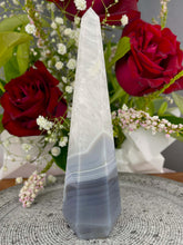 Load image into Gallery viewer, Stunning Agate Quartz Crystal Tower Point
