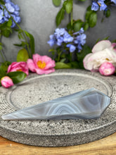 Load image into Gallery viewer, Stunning Banded Agate Crystal Wand Point
