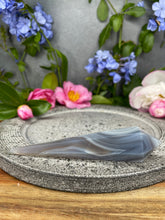 Load image into Gallery viewer, Beautiful Banded Agate Crystal Wand Point
