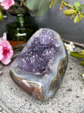 Load image into Gallery viewer, Amethyst Cluster Geode Agate Banding Freeform
