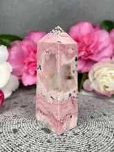 Load image into Gallery viewer, Beautiful Peruvian Pink Rhodonite Crystal Tower Point
