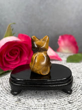 Load image into Gallery viewer, Tiger&#39;s Eye Cat Kitten Crystal Carving
