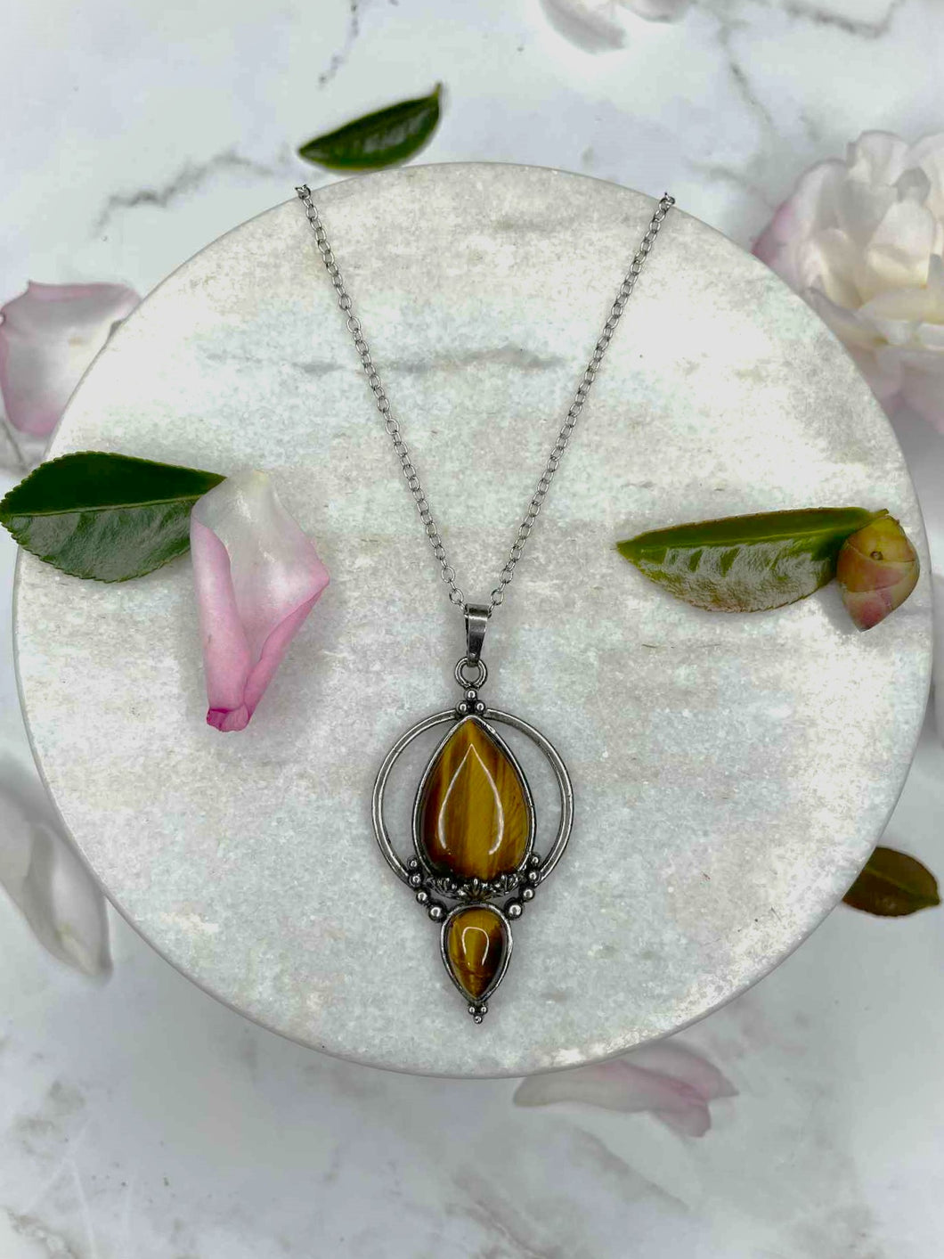 Tiger’s Eye Crystal Pendant Necklace