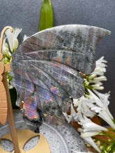 Load image into Gallery viewer, Beautiful Labradorite Crystal Butterfly Wings With Flash
