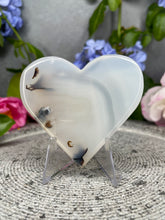 Load image into Gallery viewer, Beautiful Translucent Dendritic Agate Crystal Love Heart Carving
