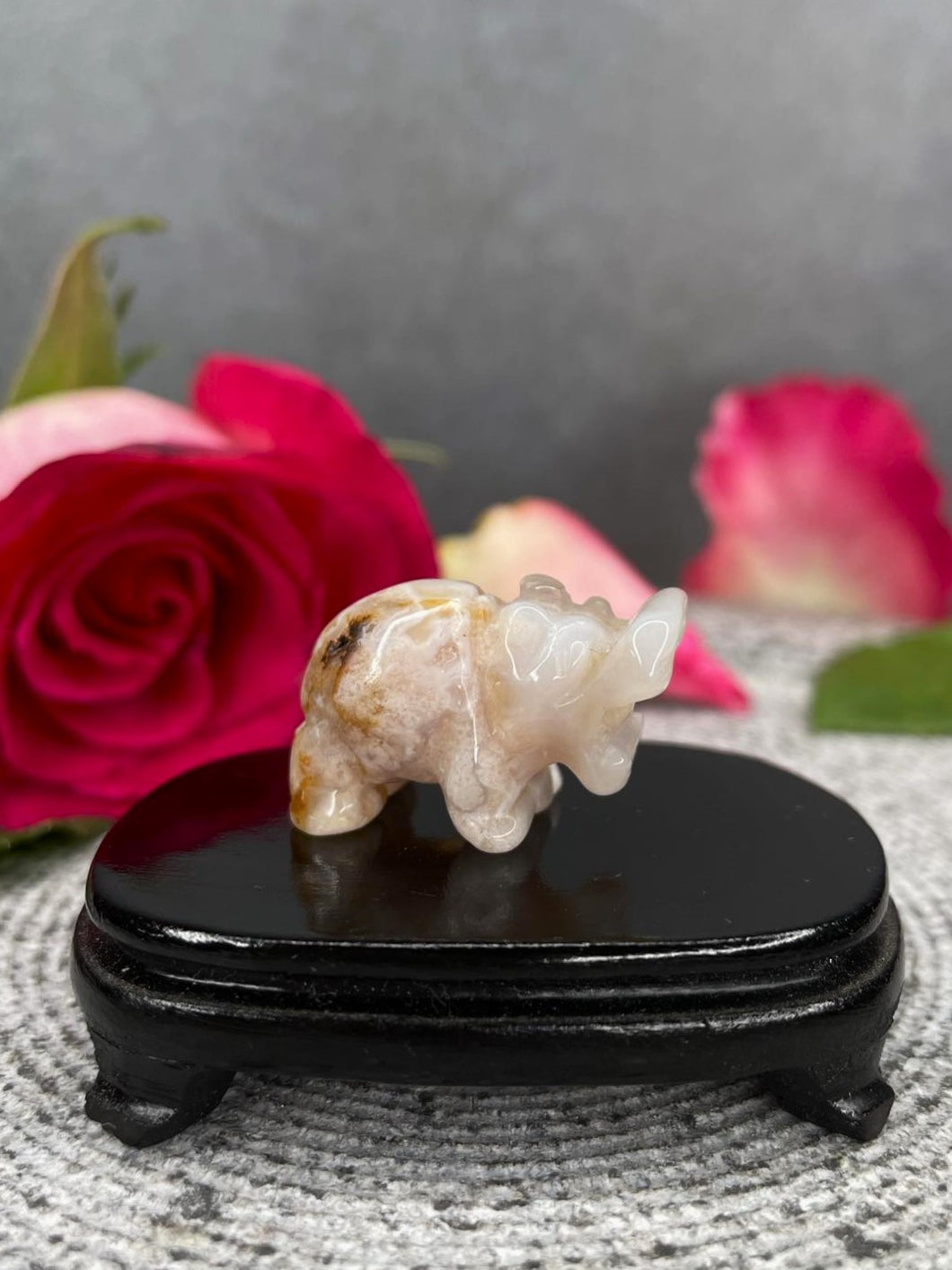 Flower Agate Crystal Hippopotamus Carving