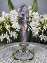 Load image into Gallery viewer, Beautiful Blue Flower Agate Wand With Gold Metal Stand
