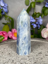 Load image into Gallery viewer, Stunning Blue Kyanite Crystal Tower Point
