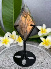 Load image into Gallery viewer, Labradorite Sunset Flash Diamond Carving Black Stand

