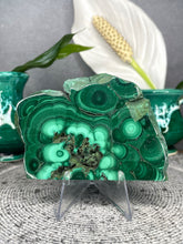 Load image into Gallery viewer, Elegant Malachite Crystal Polished Slab
