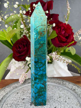 Load image into Gallery viewer, Stunning Shattuckite Chrysocolla Malachite Tower Point
