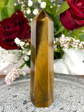 Load image into Gallery viewer, Stunning Tiger’s Eye Crystal Tower Point
