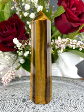 Load image into Gallery viewer, Gorgeous Tiger’s Eye Crystal Tower Point
