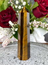 Load image into Gallery viewer, Gorgeous Tiger’s Eye Crystal Tower Point

