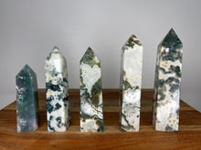 Load image into Gallery viewer, Green Moss Agate And Quartz Points Wand
