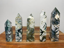 Load image into Gallery viewer, Green Moss Agate And Quartz Points Wand
