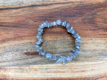 Load image into Gallery viewer, Labradorite Crystal Stone Chips Bracelet
