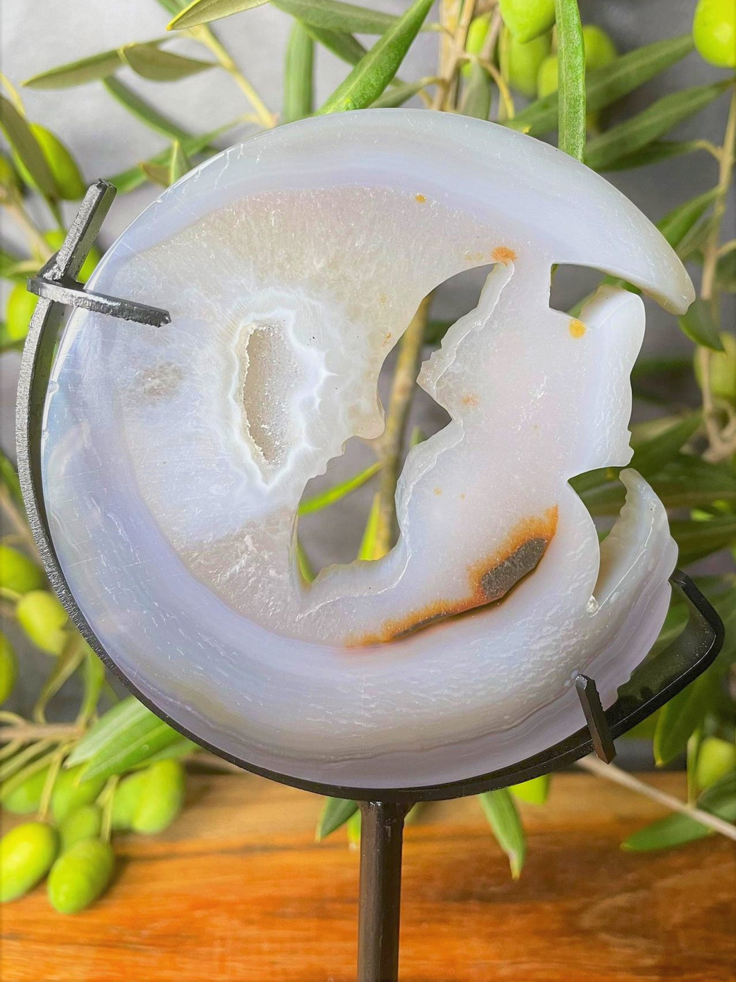 Calming Agate Moon With Cat Carving